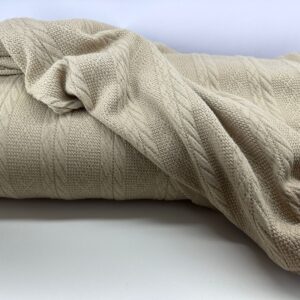 Tricot de Malha Trabalhado Bege