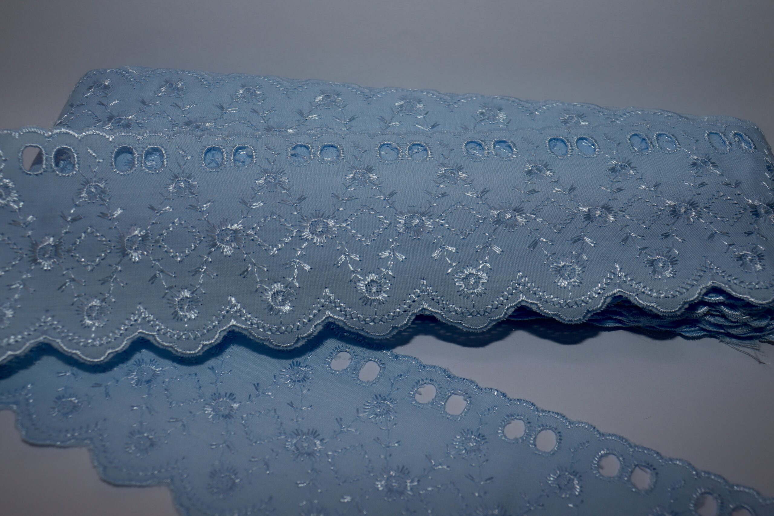 Tira Bordada com Passa Fita Azul - Imagem 2